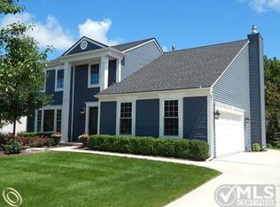 1756 Ridgecrest, Rochester Hills, MI 48306