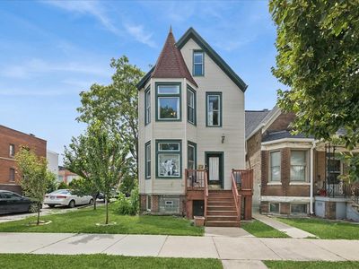 2835 W Wellington Ave #2, Chicago, IL, 60618