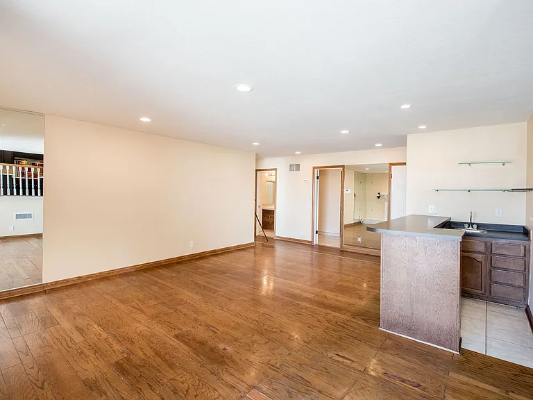 2274 N Rockridge Pl — Photo 26