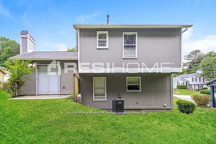 2084 Charles Cudd Ct — Photo 13