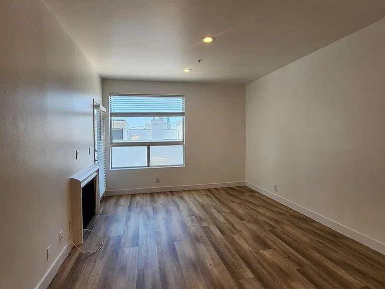 14515 Dickens St. — Photo 11