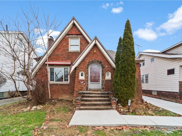 3895 W 158th St, Cleveland, OH 44111