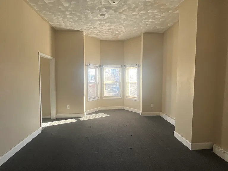 125 S 9th St #2 — Photo 12
