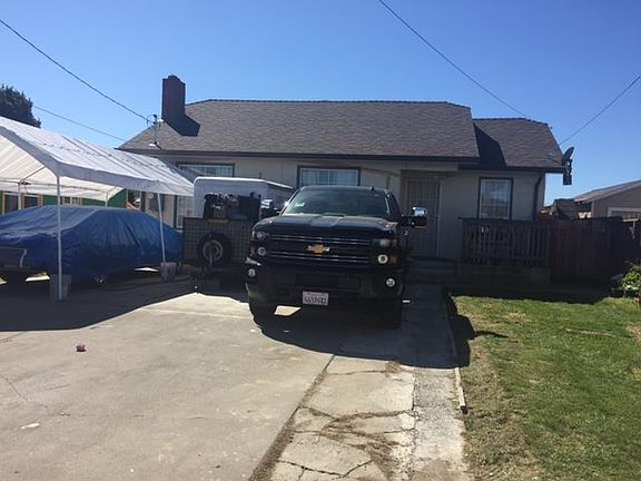 4th image of 65 Lincoln St