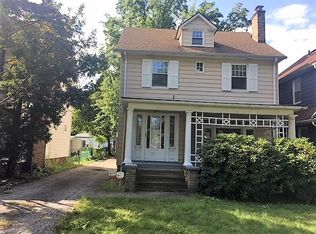 3856 Parkdale Rd, Cleveland Heights, OH 44121