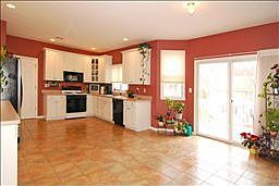 3rd image of 7 McCune Ct