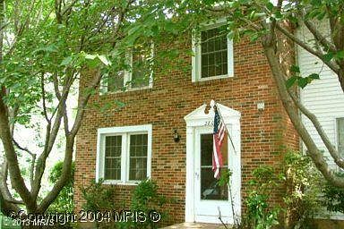 1st image of 2806 Raymond Ct