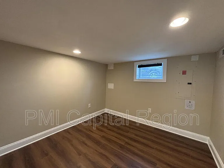 3903 Hampden St — Photo 29