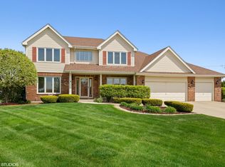 8612 Dogwood Ct, Tinley Park, IL 60487