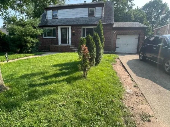 80 Circle Drway, Teaneck Twp., NJ 07666