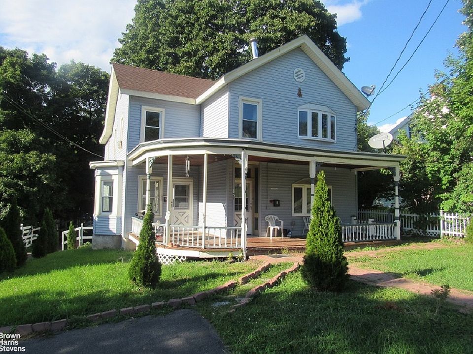 1st image of 128 Main St #C