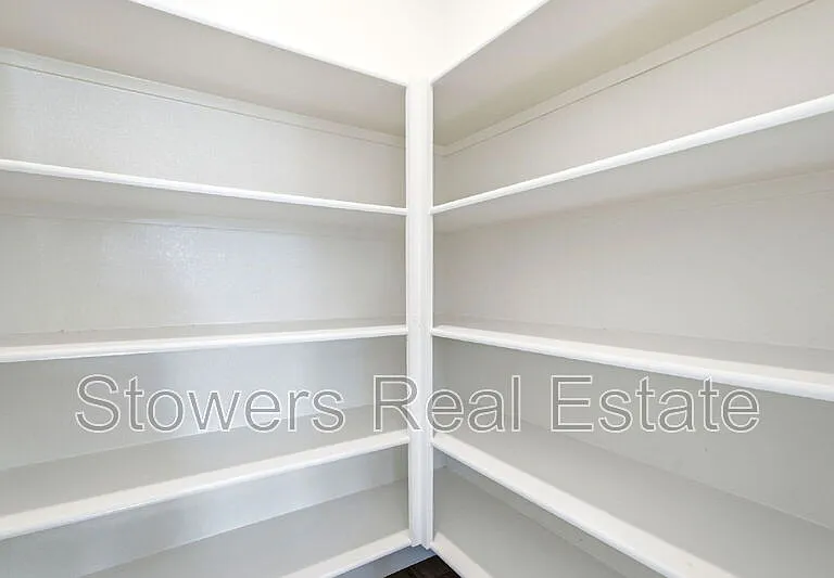 5527 Dublin Blvd — Photo 17