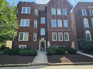 424 S Wisconsin Ave #3N, Oak Park, IL 60302