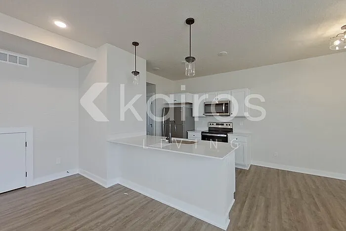 6918 Bluebell Ct — Photo 2