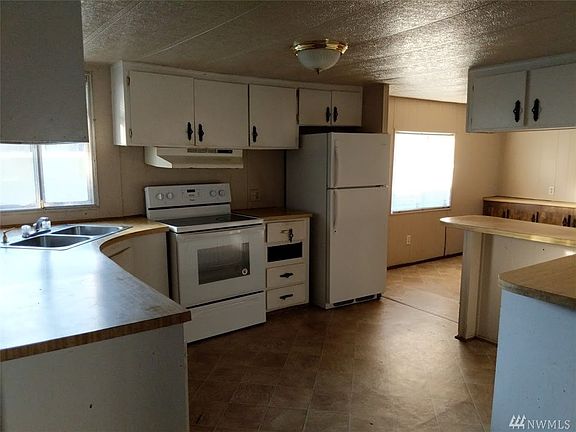 4th image of 11901 55th Ave NE Unit 3