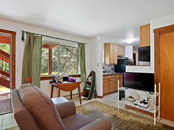 220 E Homestead Dr APT 203, Victor, ID 83455