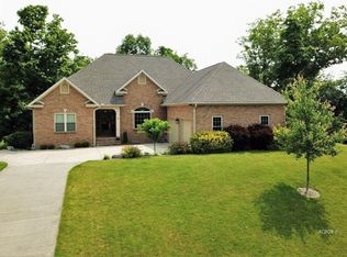 8 Maple Grove Way, Athens, OH 45701