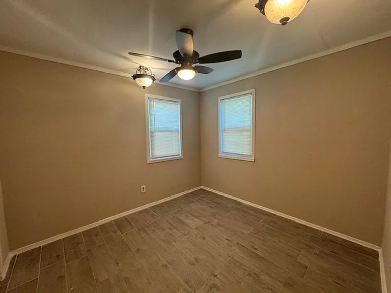 2257 Chambers Rd — Photo 8