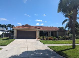 3735 Kingston Blvd, Sarasota, FL 34238