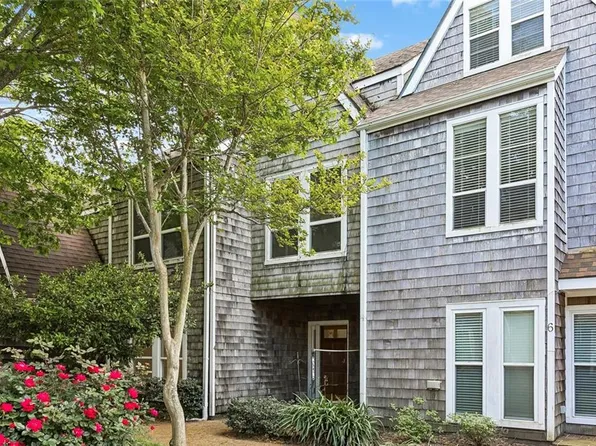 4 Spinnaker Ln, New Orleans, LA 70124