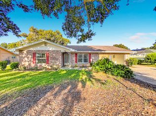 185 Lagoon Rd, Winter Haven, FL 33884