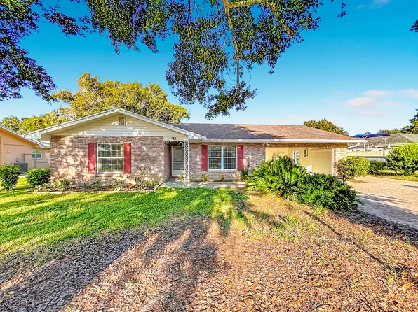 185 Lagoon Rd, Winter Haven, FL 33884