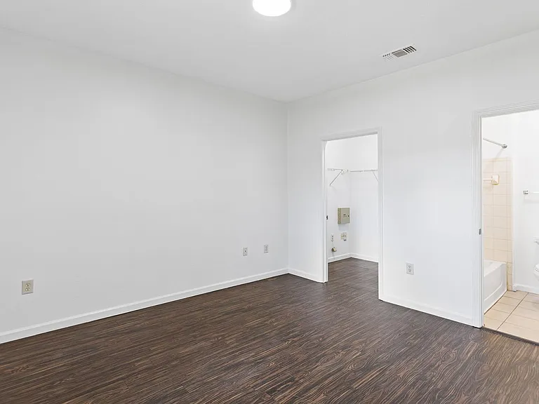 17906 Villa Creek Dr — Photo 17
