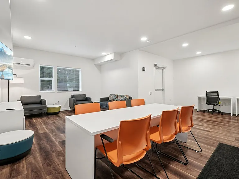 Cascara Apartments (CAS) — Photo 10