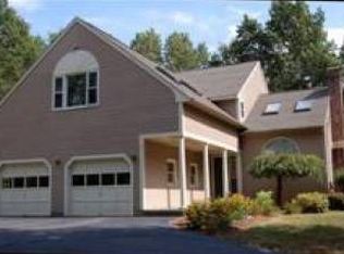 5 Standish Way, Amherst, NH 03031