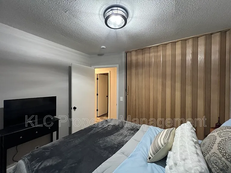 3805 Maquoketa Dr — Photo 14