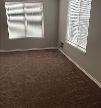 3rd image of 910 SE Ireland St APT 102