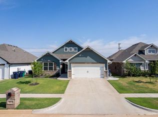 9033 NW 121st Ter, Yukon, OK 73099