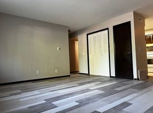 1634 W 42nd St, Davenport, IA 52806