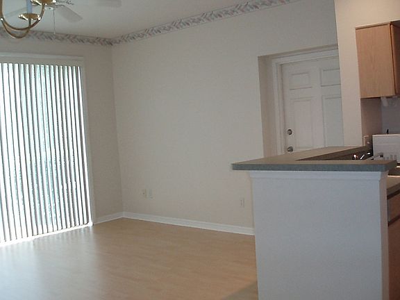 4th image of 4472 Saint Georges Ct