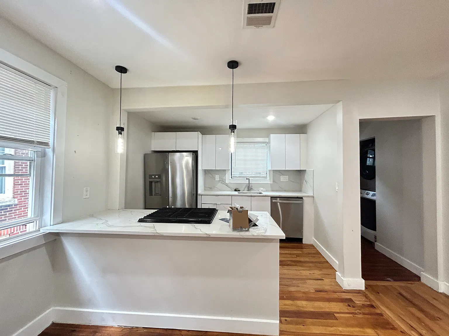 4 bed, 1800 sqft, $4,000 — Photo 4