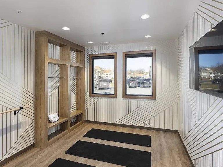Winwood Apartments — Photo 31
