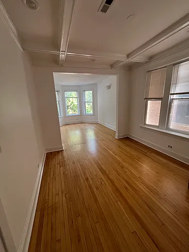 1452 N Fairfield Ave #2 Photo 1