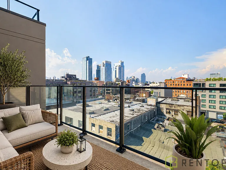 88 N 1st St #3G — Photo 3