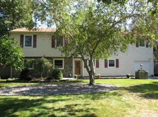 51 Corbin Ave, Shirley, NY 11967