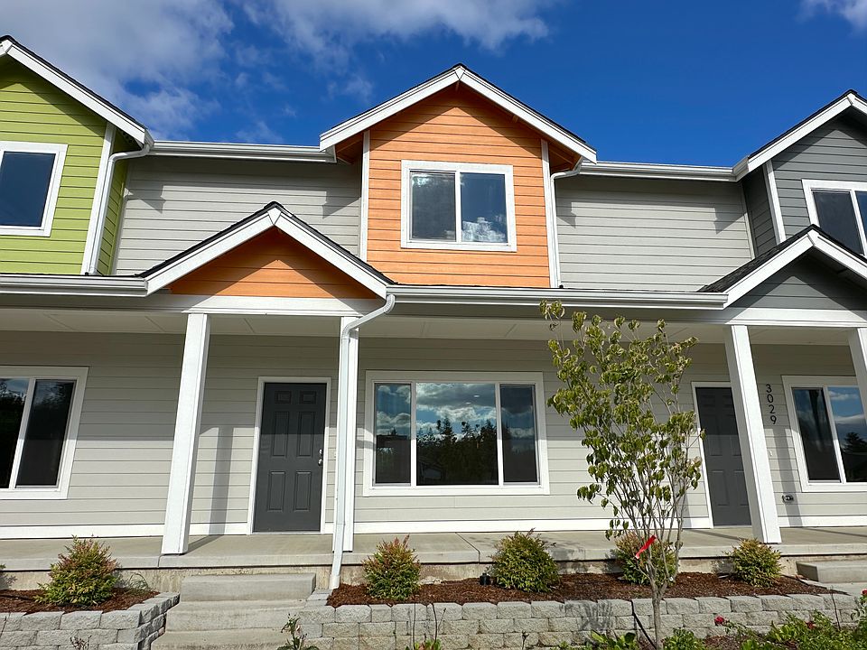 1st image of 3025 Harold Dr SE #3025