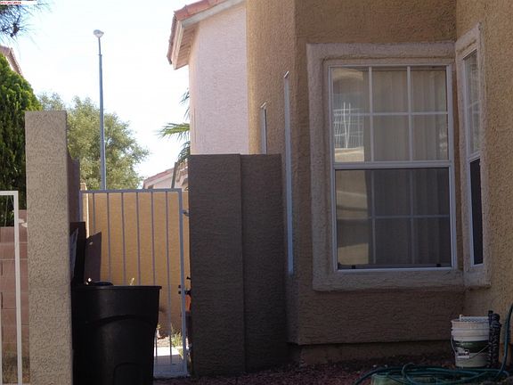 3rd image of 8981 Via Bonita Cir