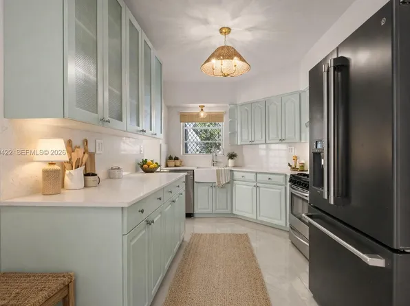 9241 Marine Dr, Cutler Bay, FL 33189