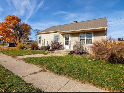 7735 20th Ave, Kenosha, WI, 53143