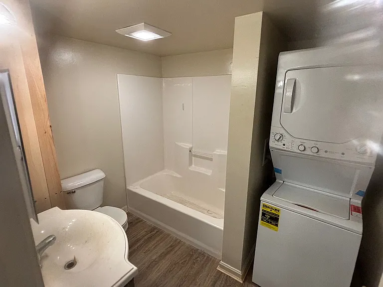 227B Main St — Photo 11