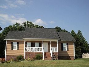 1st image of 125 Deer Creek Dr