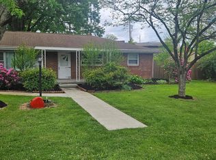 823 Wayne Dr, Heath, OH 43056
