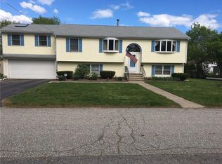 5 Miller St, Barrington, RI 02806