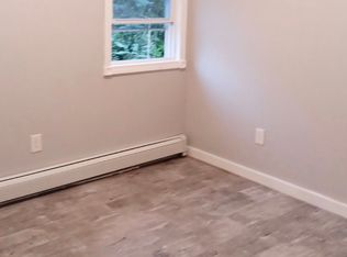 98 Holly St #2, Bridgeport, CT 06607