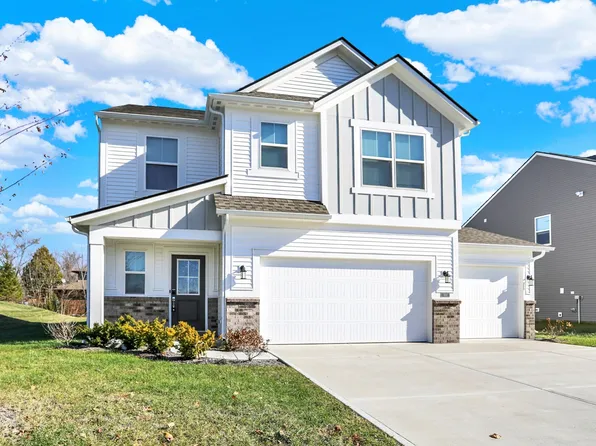 999 Kensington Dr, Danville, IN 46122