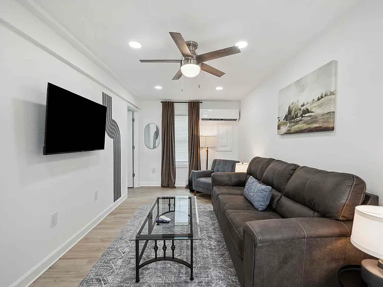 2131 1/2 King Ave #B — Photo 16